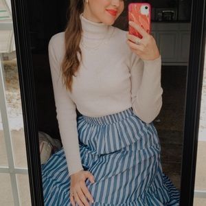 Meet your Posher, Jillian